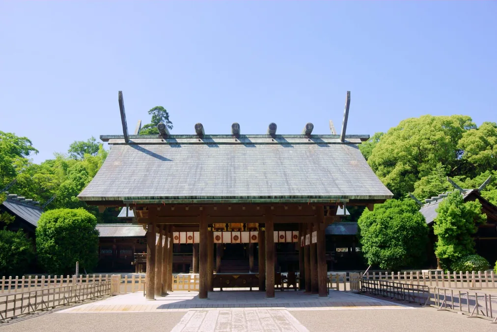 宮崎暇つぶし-宮崎神宮の参道