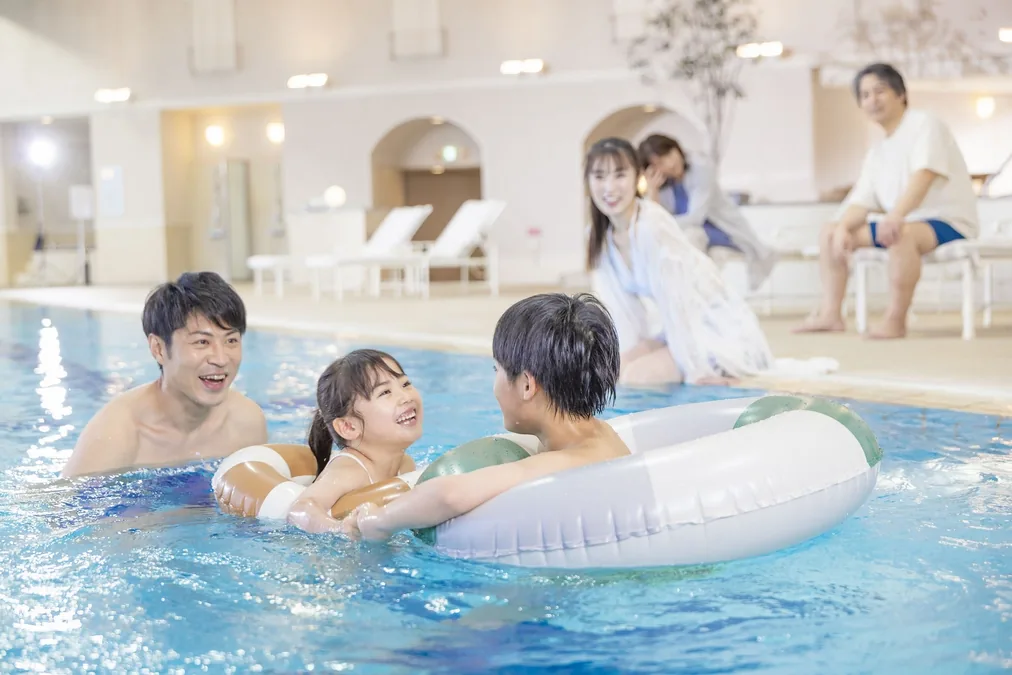 【失敗しない】宮崎カップル旅行完全ガイド|1泊2日vs2泊3日おすすめモデルコース・予算・動線 14 シーガイア屋外プール(公式素材)